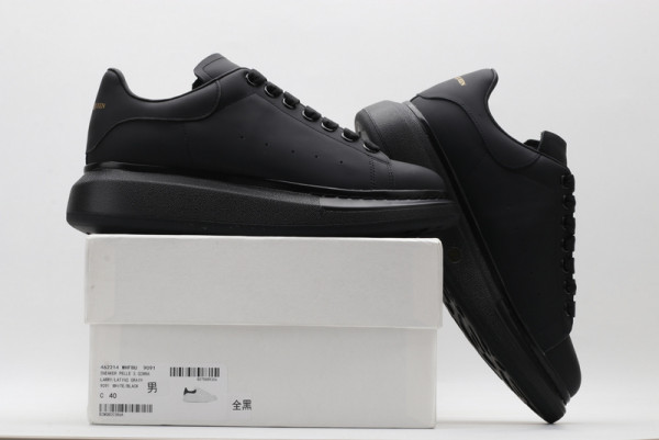 HOT SALE ALEXANDER MCQUEEN Oversized Sneaker