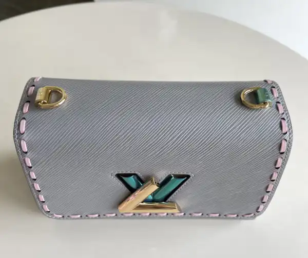 Aaa replica ru LOUIS VUITTON TWIST MM