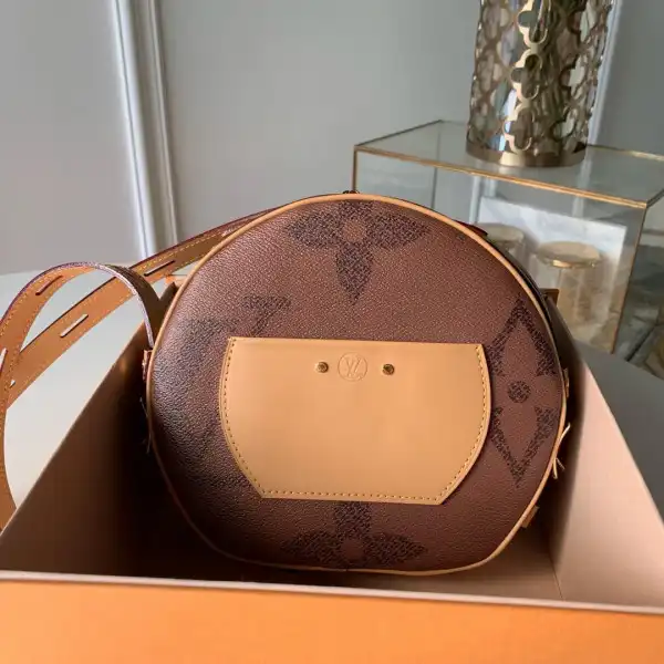 Louis Vuitton PETITE BOITE CHAPEAU