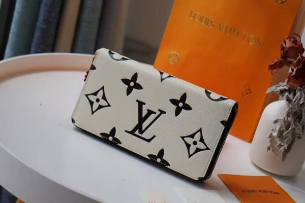 HOT SALE Louis Vuitton ZIPPY WALLET