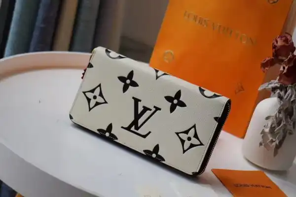 Cheap Louis Vuitton ZIPPY WALLET