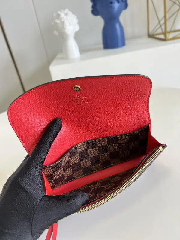 LOUIS VUITTON EMILIE wallet