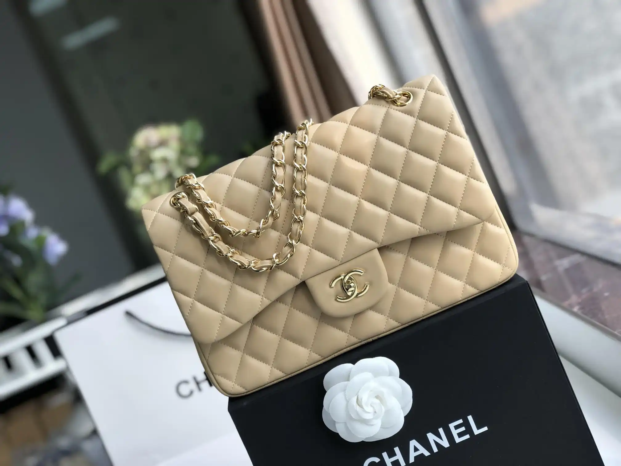 First bag ru CHANEL FLAP BAG 30CM