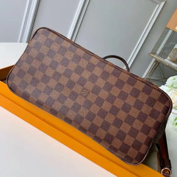 First bag ru LOUIS VUITTON NEVERFULL MM