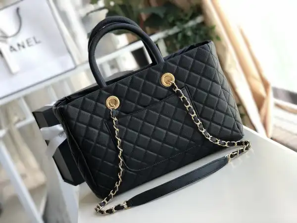 CHANEL TOTE BAG