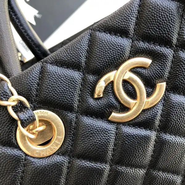 First bag ru CHANEL TOTE BAG