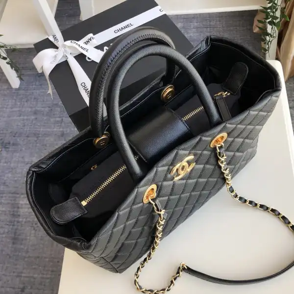 CHANEL TOTE BAG