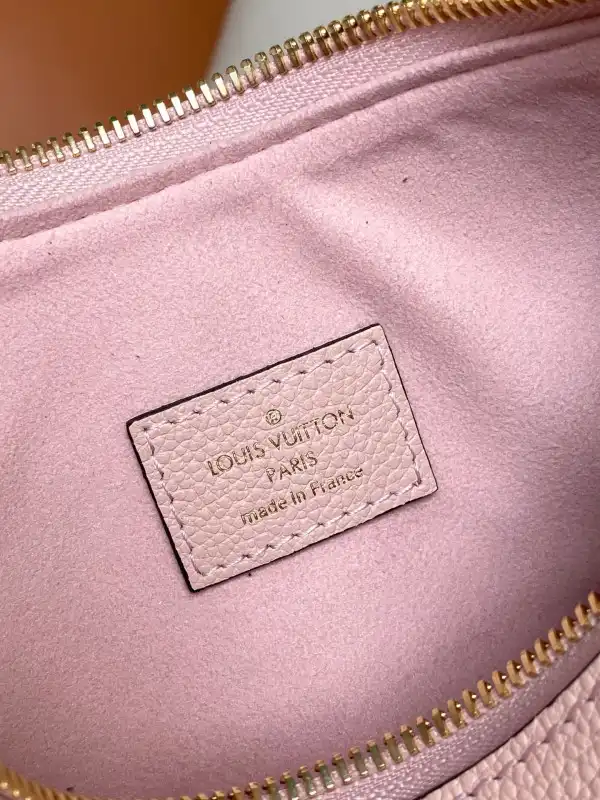 LOUIS VUITTON MARSHMALLOW