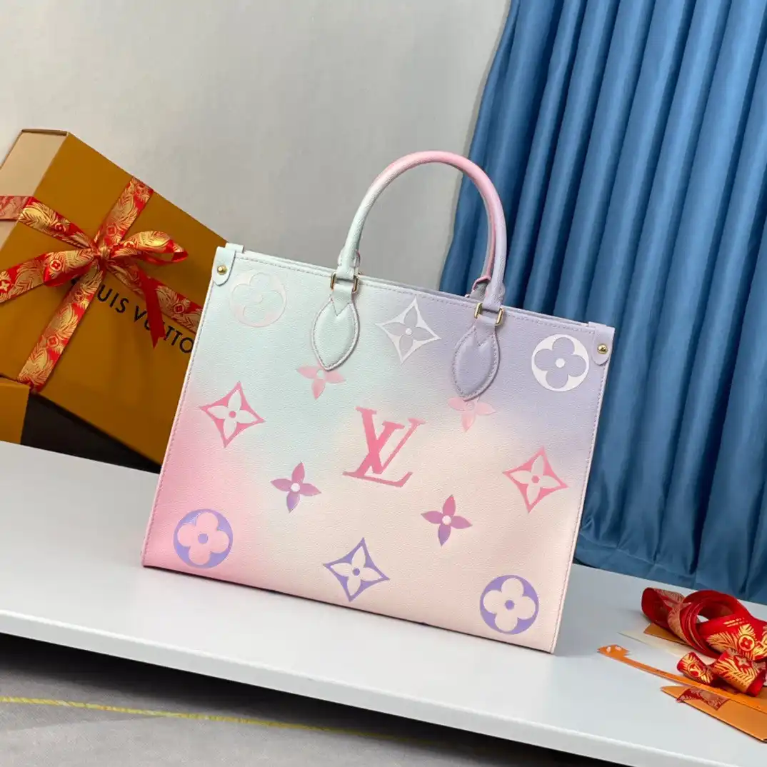 AAA Pruses Bags LOUIS VUITTON ONTHEGO MM