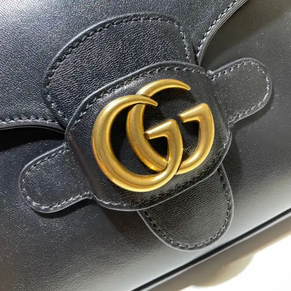 GUCCI Small messenger bag with Double G