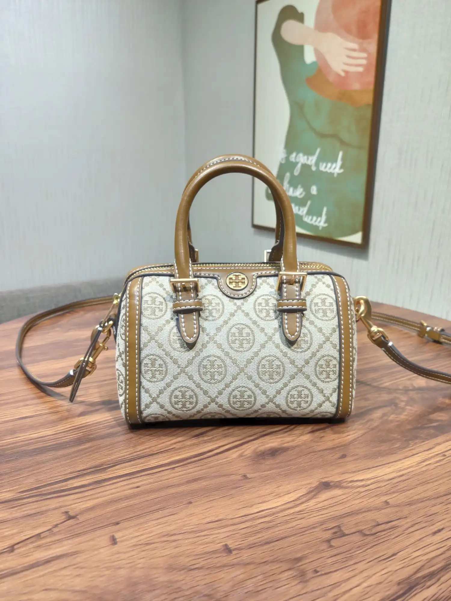 TORY BURCH T MONOGRAM Mini jacquard wine barrel bag