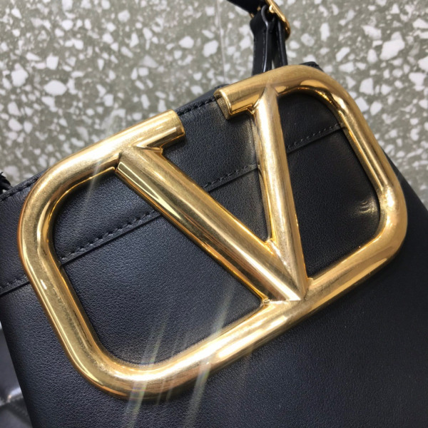 HOT SALE Valentino VLOGO SIGNATURE