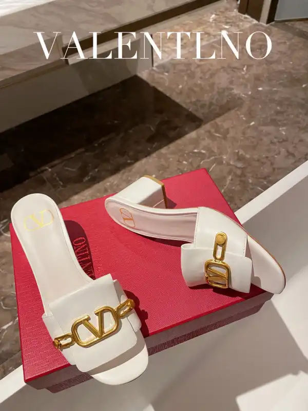 VALENTINO VLOGO SIGNATURE SLIDE SANDAL