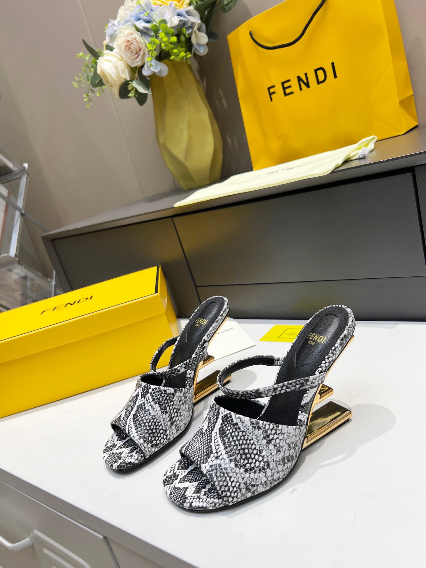 HOT SALE Fendi First