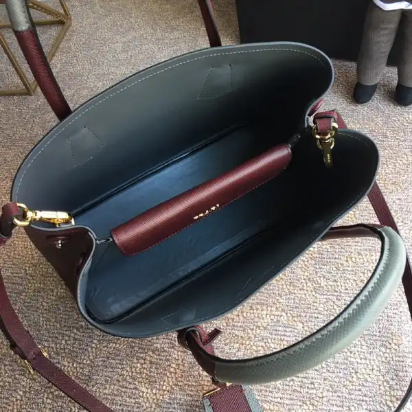 Bagsoffer PRADA Double Bag