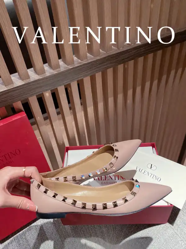 First bag ru VALENTINO ROCKSTUD FLAT