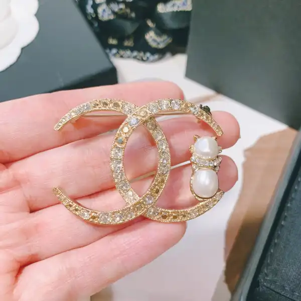 CHANEL BROOCH