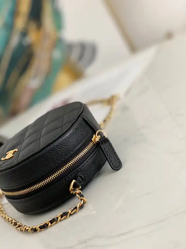 CHANEL ROUND BAG