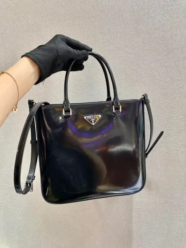 Bagsoffer PRADA LARGE brushed leather tote