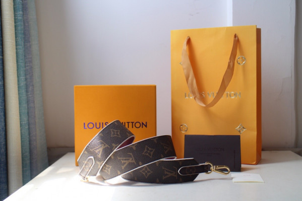 HOT SALE LOUIS VUITTON MONOGRAM STRAP