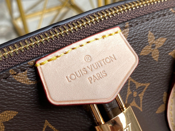 HOT SALE LOUIS VUITTON BOÉTIE PM