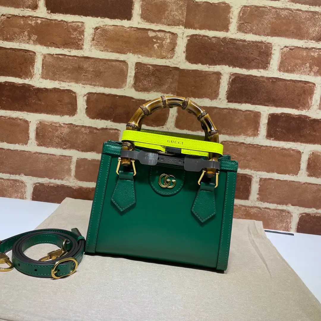 Gucci Diana mini tote bag