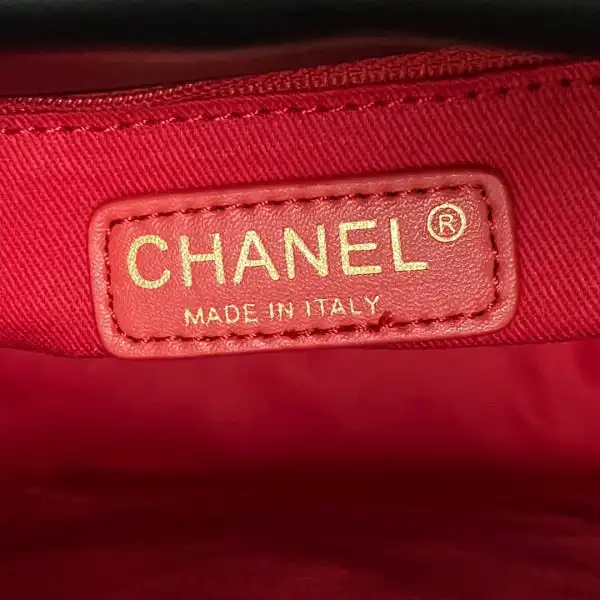 First bag ru CHANEL SHOPPING BAG