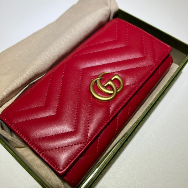 GUCCI GG Marmont wallet