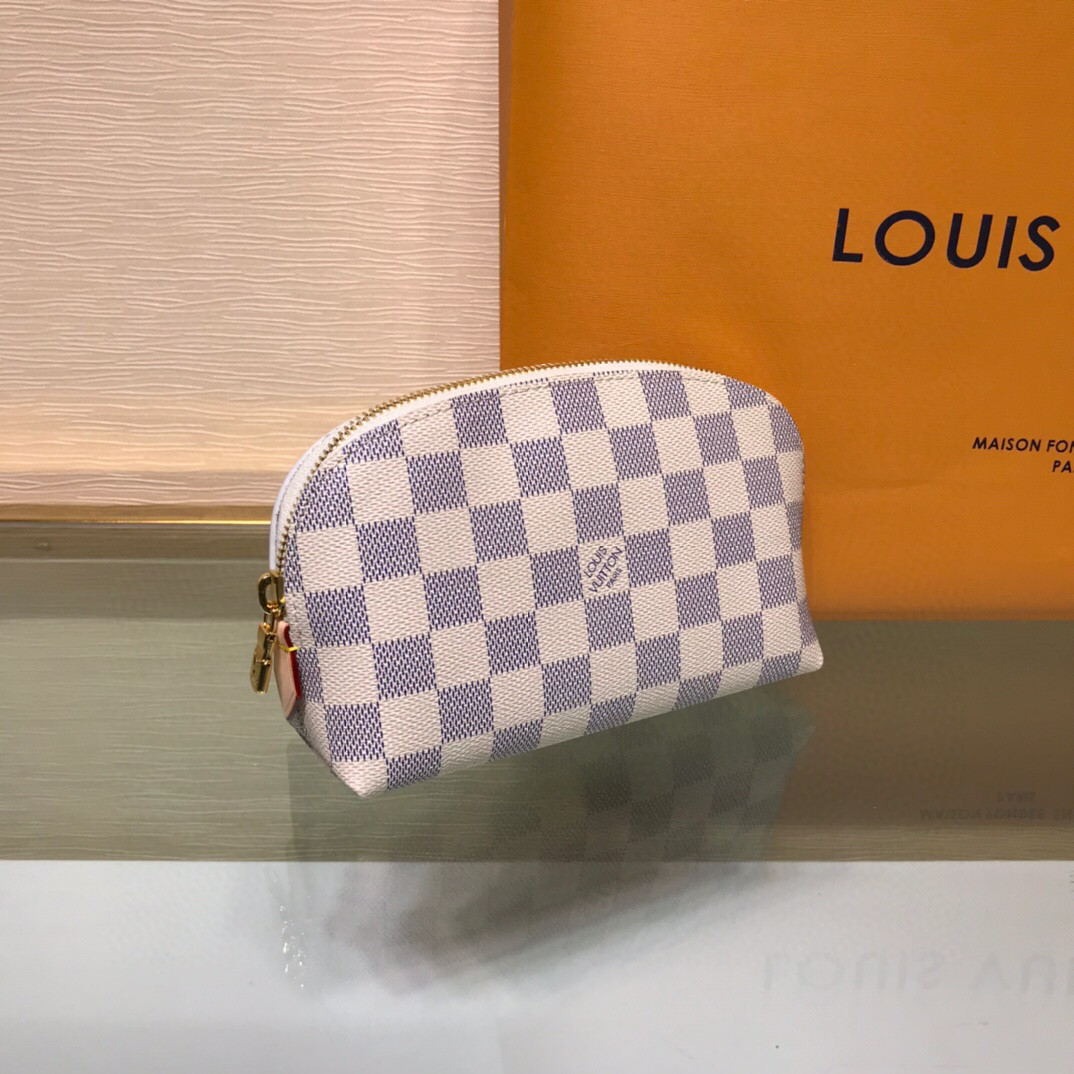 [FREE SHIPPING] LOUIS VUITTON COSMETIC POUCH