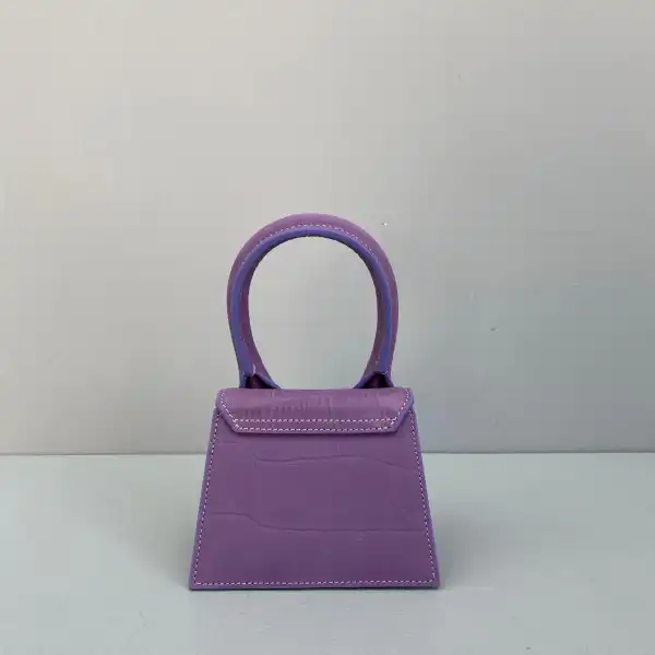 JACQUEMUS Le Chiquito Mini Bag