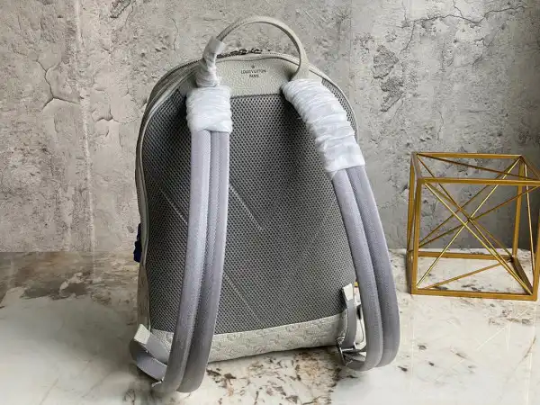 First bag ru LOUIS VUITTON ELLIPSE BACKPACK