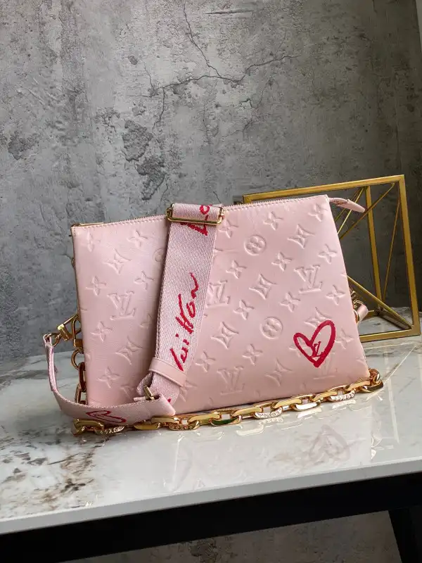 First bag ru LOUIS VUITTON LIMITED EDITION -COUSSIN PM