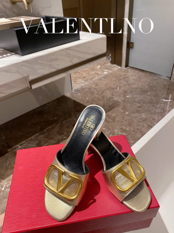 HOT SALE VALENTINO VLOGO SIGNATURE SLIDE SANDAL