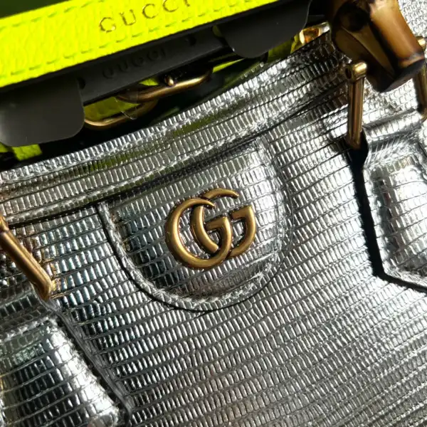 Bagsoffer Gucci Diana lizard mini bag