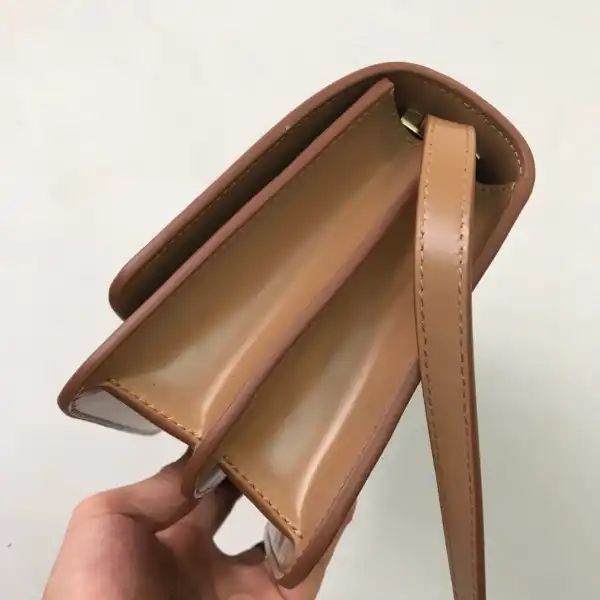 Bagsoffer yupoo BURBERRY SMALL TB Bag