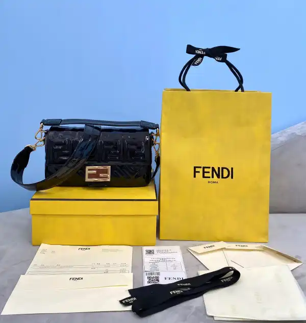 Bagsoffer yupoo FENDI BAGUETTE