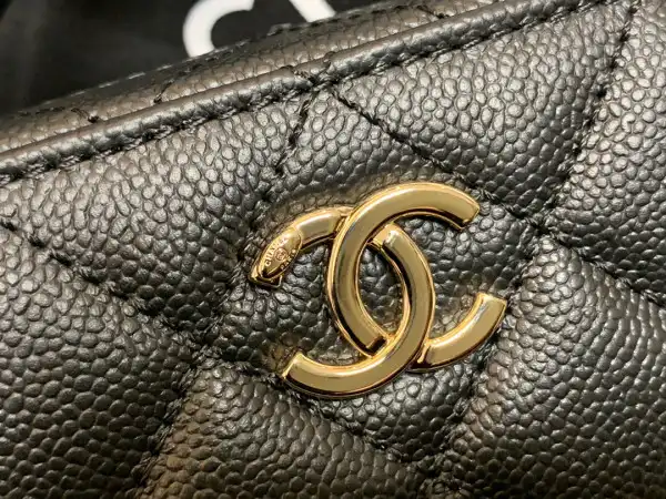 CHANEL VANITY CASE