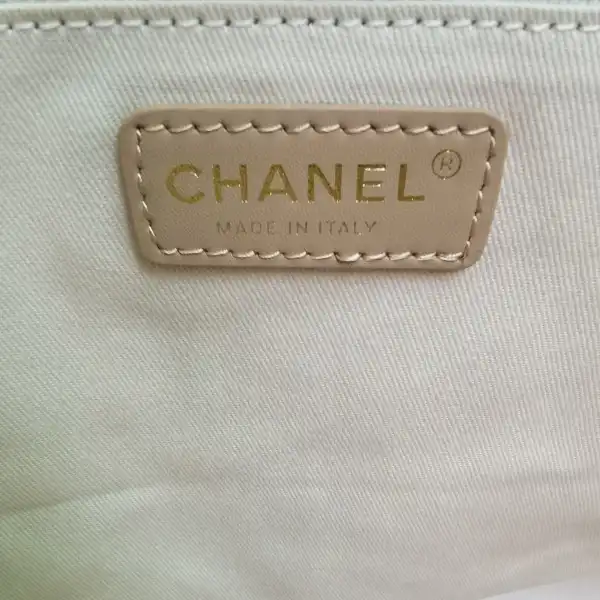 CHANEL SHOPPING BAG