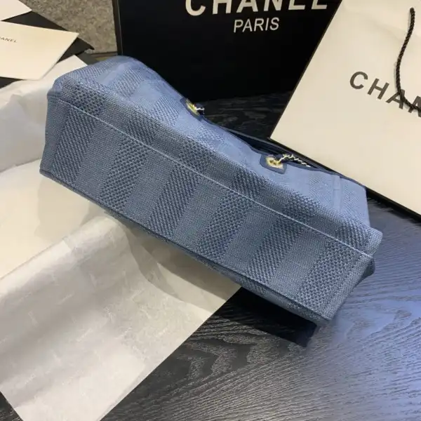 CHANEL SMALL SHOPPING BAG