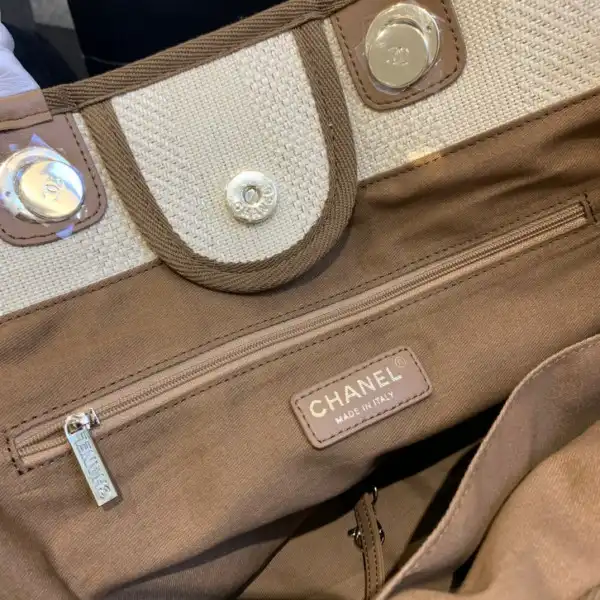 First bag ru CHANEL LARGE SHOPPING BAG