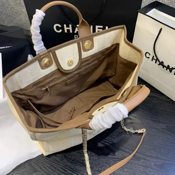 First bag ru CHANEL LARGE SHOPPING BAG