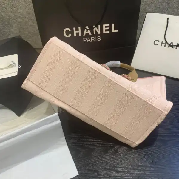 CHANEL LARGE SHOPPING BAG