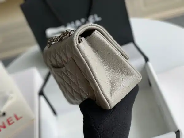 CHANEL FLAP BAG 20CM