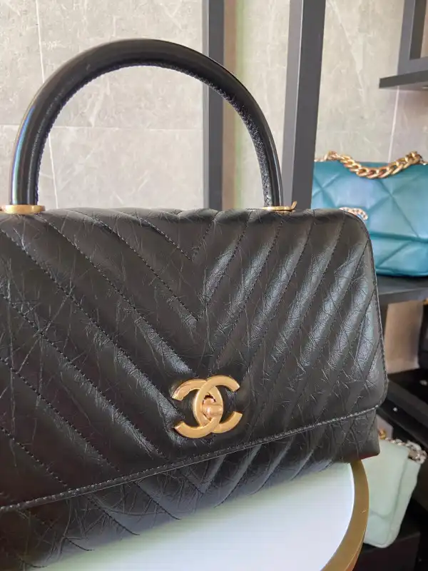 CHANEL COCO HANDLE BAG