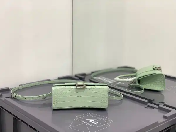 First bag ru BALENCIAGA HOURGLASS