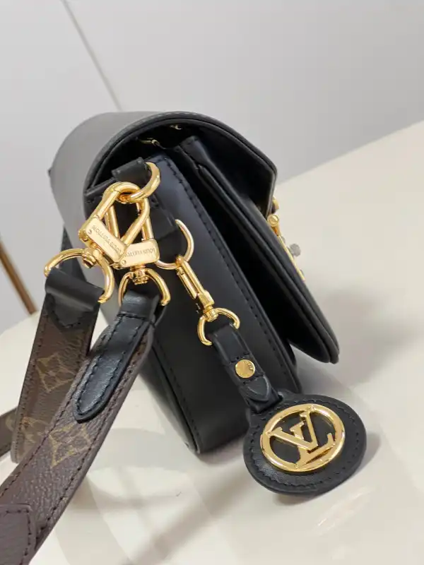 Louis Vuitton SWING