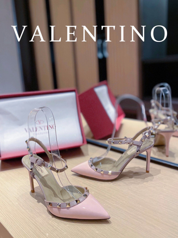 HOT SALE VALENTINO ROCKSTUD SANDAL