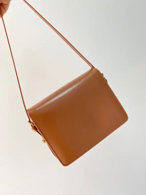 BURBERRY Small Leather Grace Bag