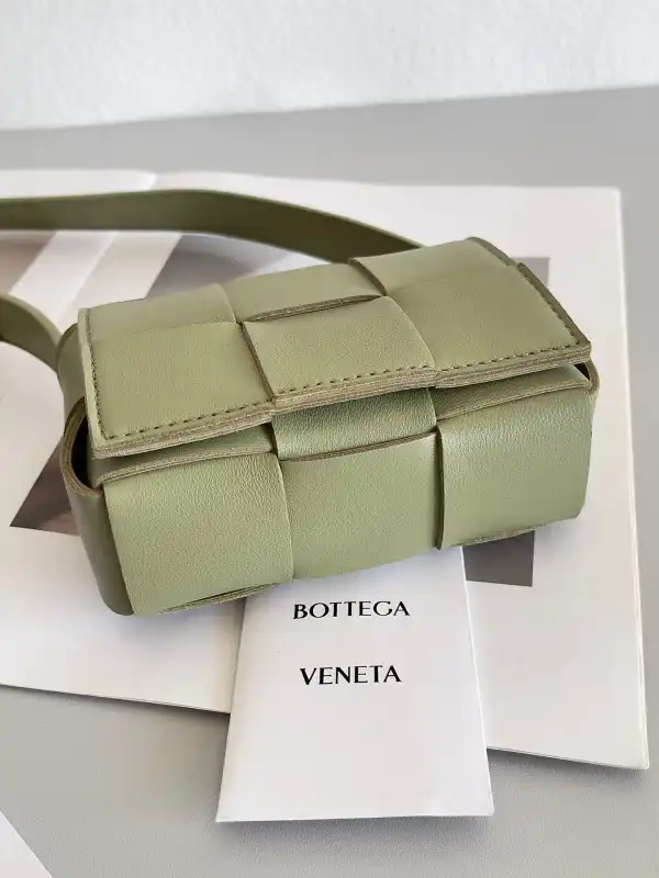 Affordable BOTTEGA VENETA Candy mini Cassette-12*8*4cm