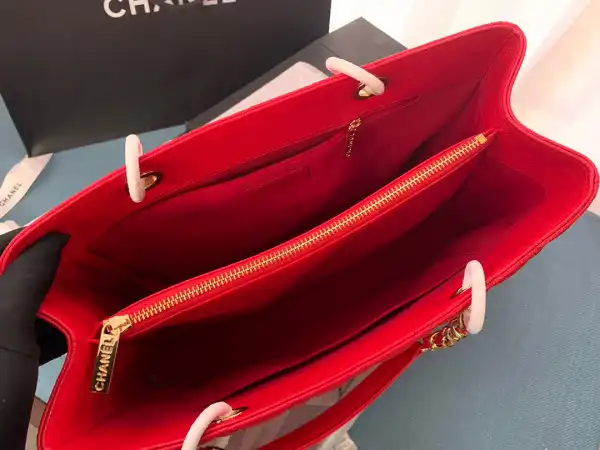 CHANEL TOTE BAG